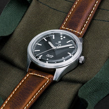 Load image into Gallery viewer, Radia Trinity Black - Black